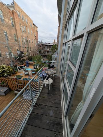 5115 N Clark Street 3F, Chicago, IL 60640