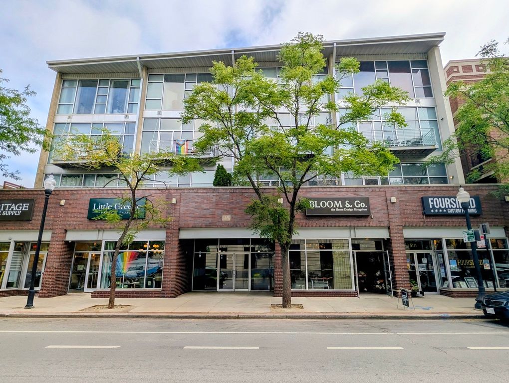 5115 N Clark Street 3F, Chicago, IL 60640