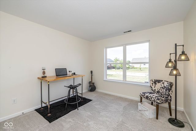 6129 Green Glade Drive, Whitestown, IN 46075