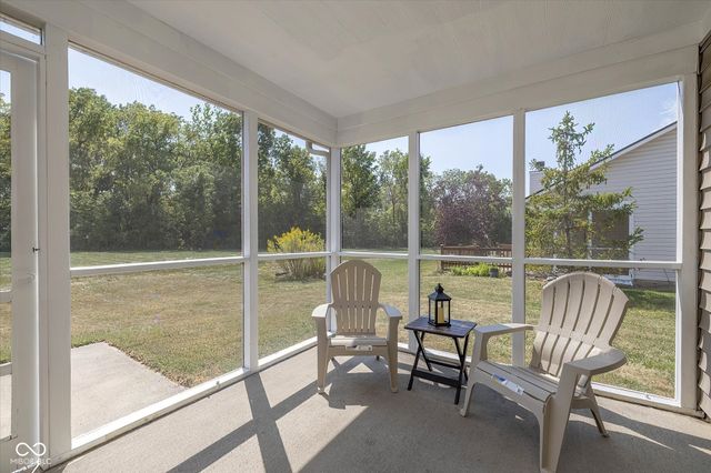 6129 Green Glade Drive, Whitestown, IN 46075