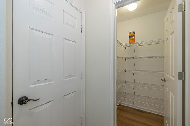 6129 Green Glade Drive, Whitestown, IN 46075