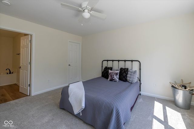 6129 Green Glade Drive, Whitestown, IN 46075