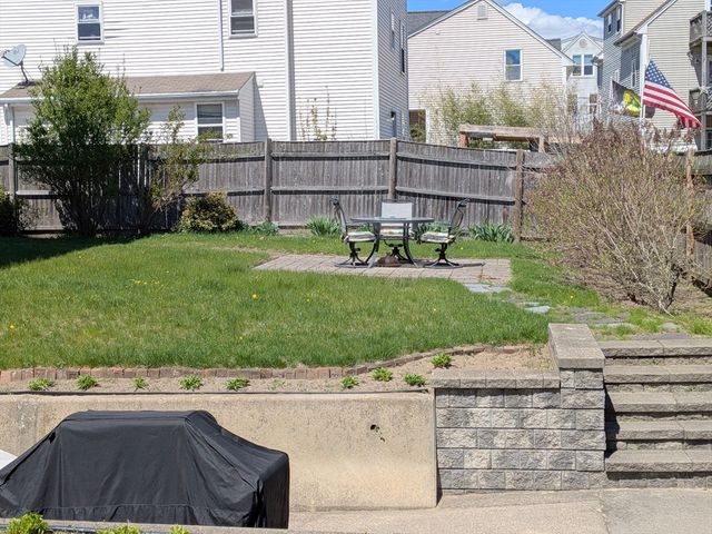 146 Pine St 4, Attleboro, MA 02703
