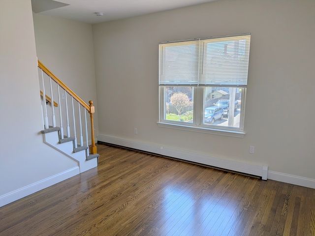 146 Pine St 4, Attleboro, MA 02703