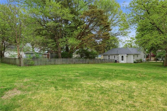 840 Limit Street, Leavenworth, KS 66048
