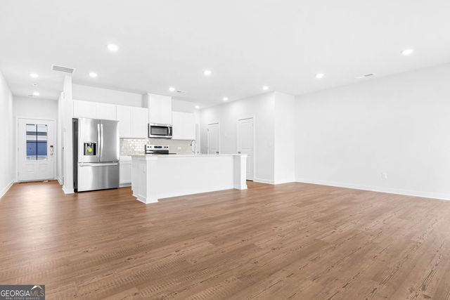 1925 Westwind Street, Lawrenceville, GA 30043