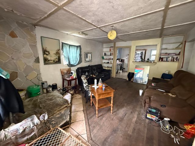 2606 W State Street, Springfield, MO 65802