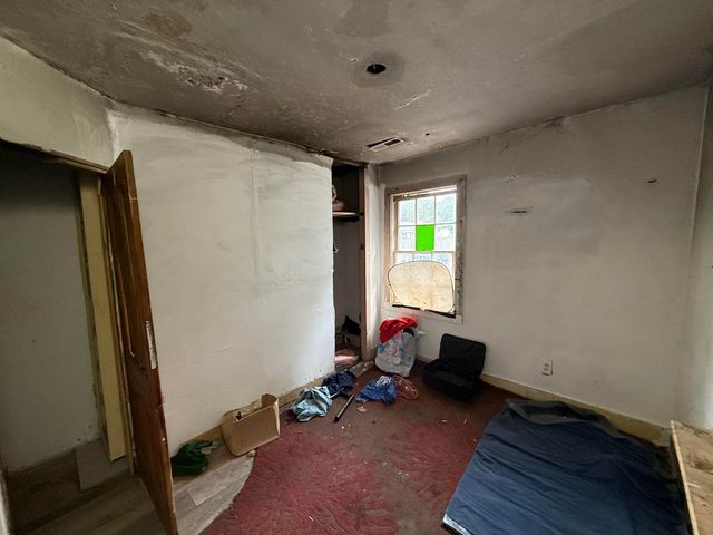 2606 W State Street, Springfield, MO 65802