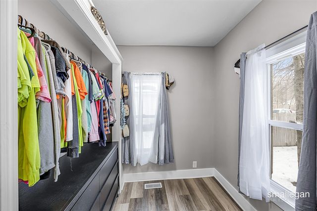 1584 Carlton Street, Muskegon, MI 49442