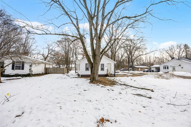 1584 Carlton Street, Muskegon, MI 49442