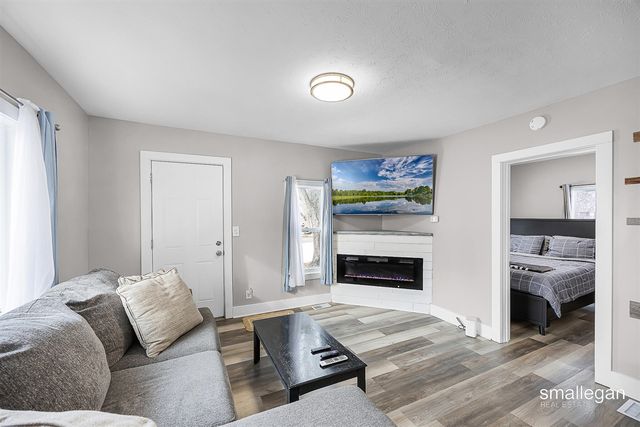 1584 Carlton Street, Muskegon, MI 49442