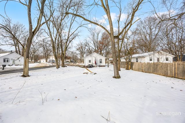 1584 Carlton Street, Muskegon, MI 49442