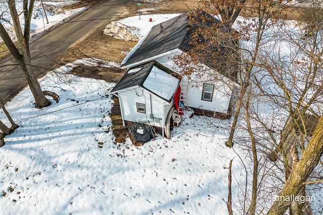 1584 Carlton Street, Muskegon, MI 49442