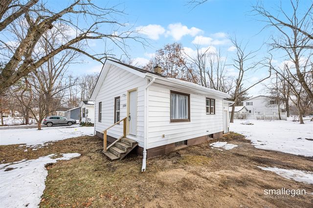 1584 Carlton Street, Muskegon, MI 49442