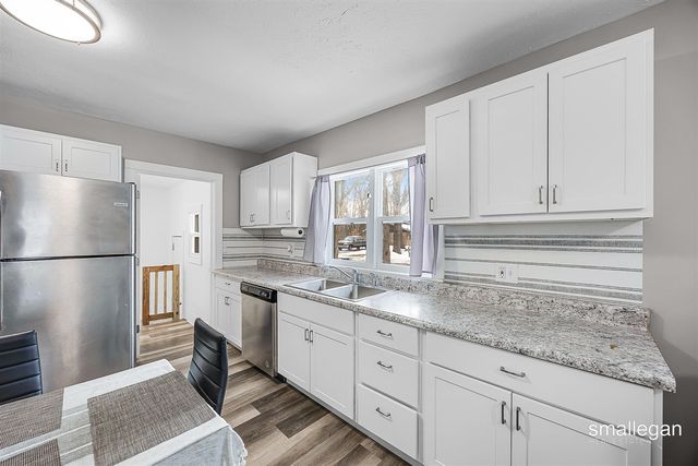 1584 Carlton Street, Muskegon, MI 49442