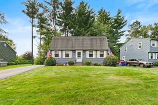 8 St Andrews Circle # 4, Nashua, NH 03062