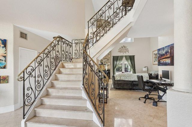 5521 SW 109th Avenue, Davie, FL 33328