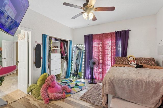 5521 SW 109th Avenue, Davie, FL 33328