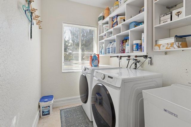 5521 SW 109th Avenue, Davie, FL 33328