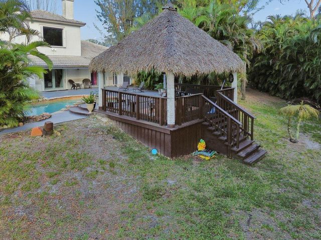 5521 SW 109th Avenue, Davie, FL 33328