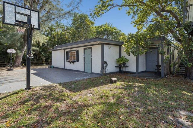 5521 SW 109th Avenue, Davie, FL 33328