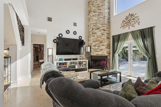 5521 SW 109th Avenue, Davie, FL 33328