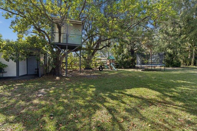 5521 SW 109th Avenue, Davie, FL 33328