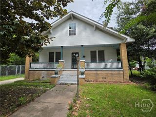 105 Forrest Avenue, Savannah, GA 31404