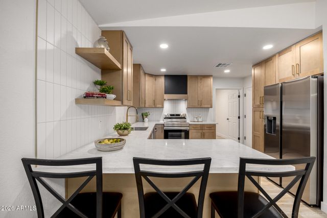 4749 E CONTESSA Street, Mesa, AZ 85205