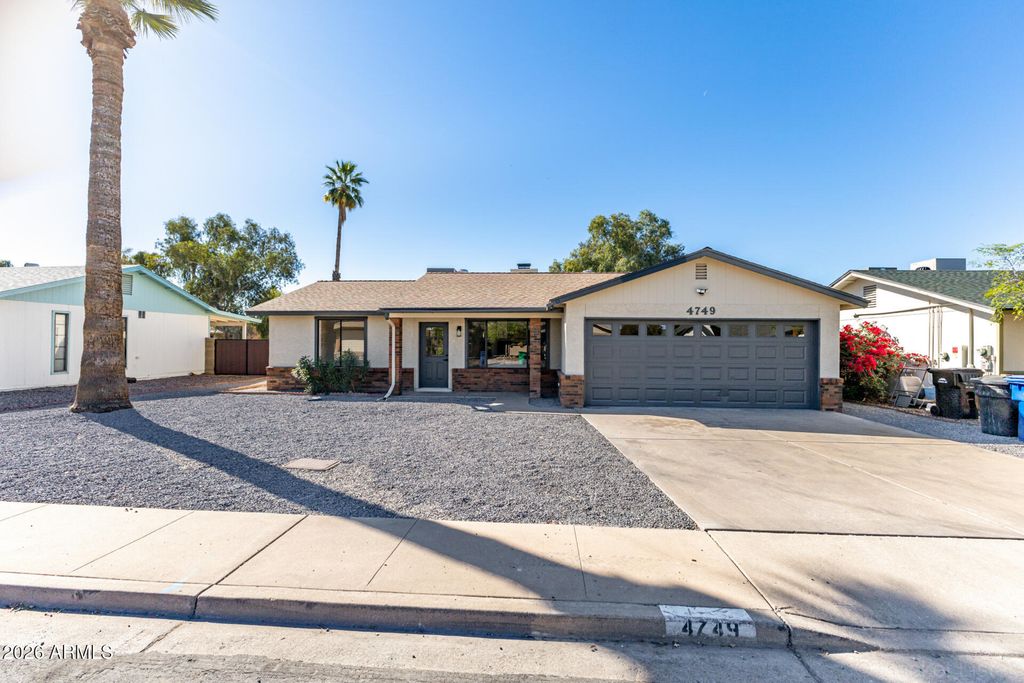 4749 E CONTESSA Street, Mesa, AZ 85205