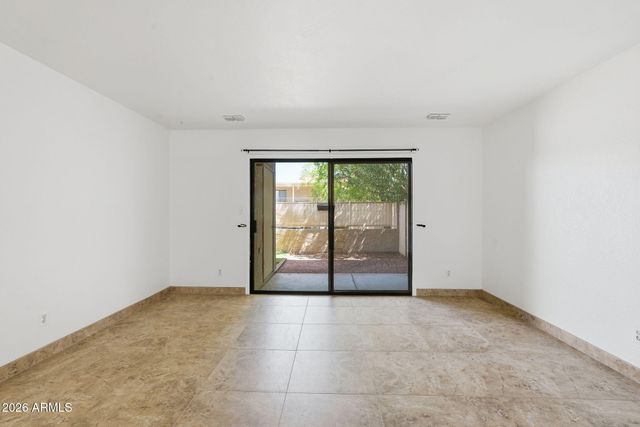 12627 N LA MONTANA Drive 110, Fountain Hills, AZ 85268