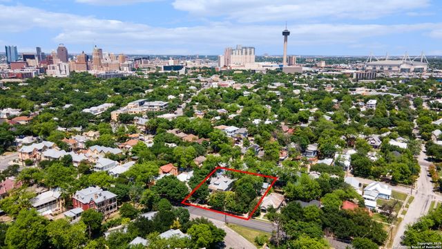 516 E GUENTHER ST, San Antonio, TX 78210