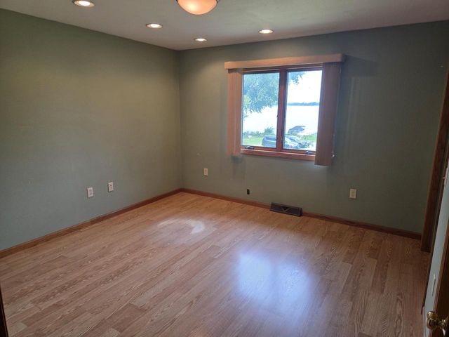 1806 E Road 3, Edgerton, WI 53534