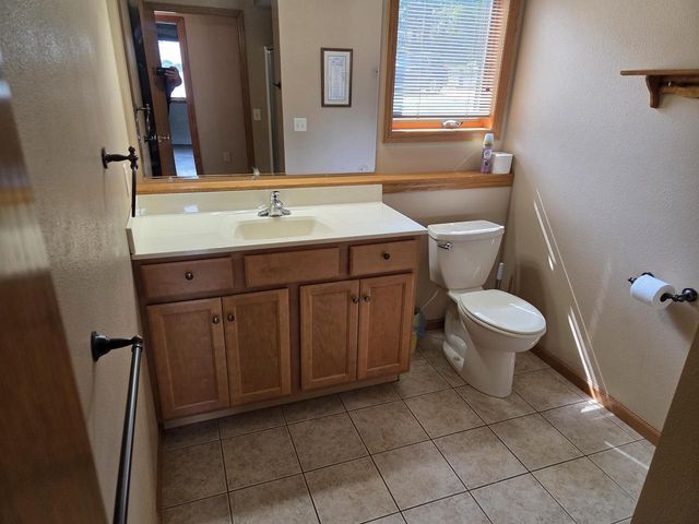 1806 E Road 3, Edgerton, WI 53534