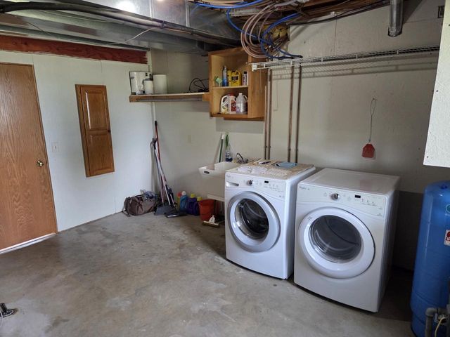 1806 E Road 3, Edgerton, WI 53534
