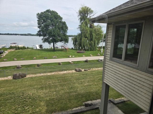 1806 E Road 3, Edgerton, WI 53534