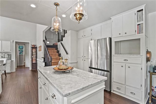 1140 Fairway DR, Chesapeake, VA 23320