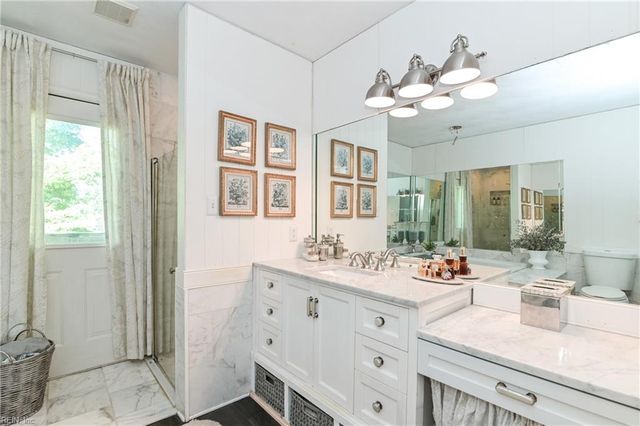 1140 Fairway DR, Chesapeake, VA 23320