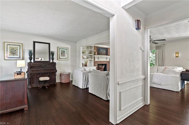 1140 Fairway DR, Chesapeake, VA 23320