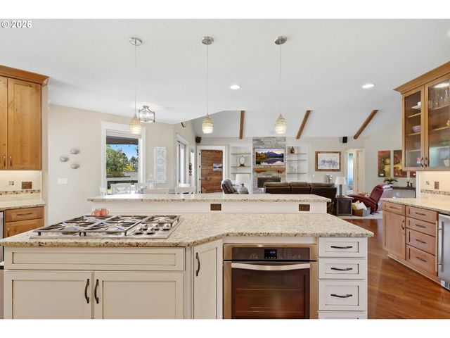 13306 Se Kanne Rd, Happy Valley, OR 97086