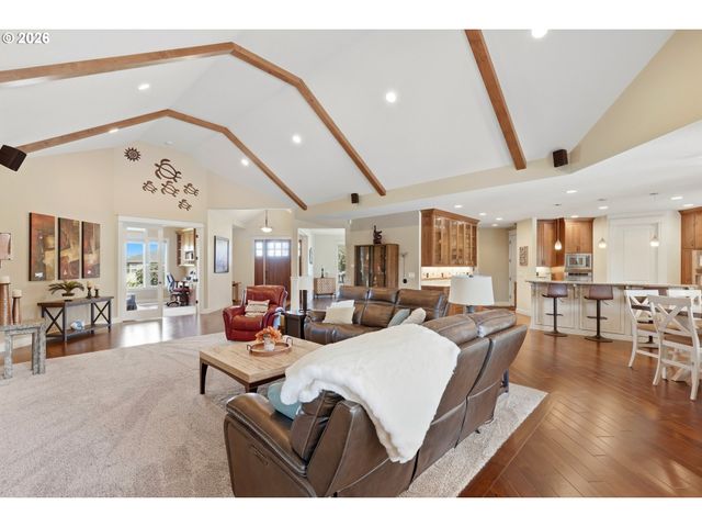 13306 Se Kanne Rd, Happy Valley, OR 97086