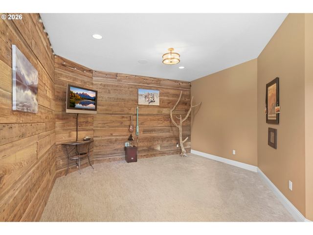 13306 Se Kanne Rd, Happy Valley, OR 97086