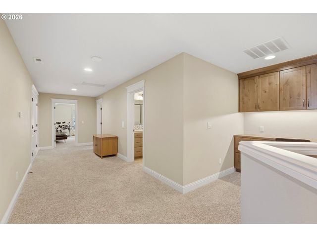 13306 Se Kanne Rd, Happy Valley, OR 97086