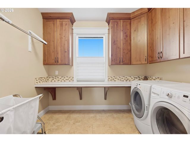 13306 Se Kanne Rd, Happy Valley, OR 97086
