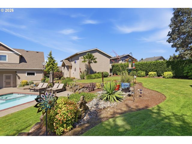 13306 Se Kanne Rd, Happy Valley, OR 97086