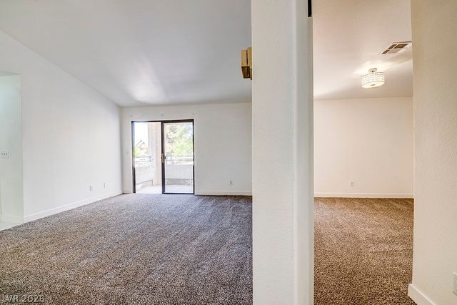 5121 Lindell Road 206, Las Vegas, NV 89118