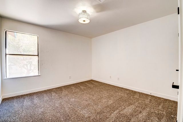 5121 Lindell Road 206, Las Vegas, NV 89118