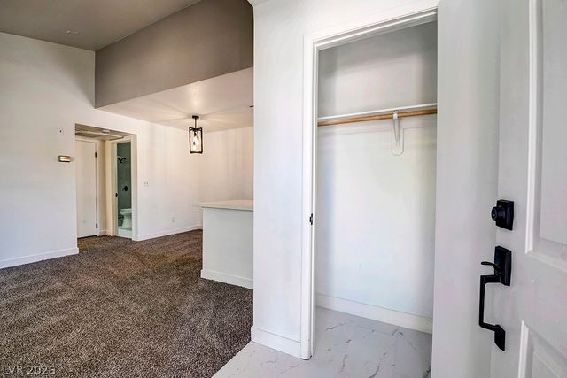 5121 Lindell Road 206, Las Vegas, NV 89118