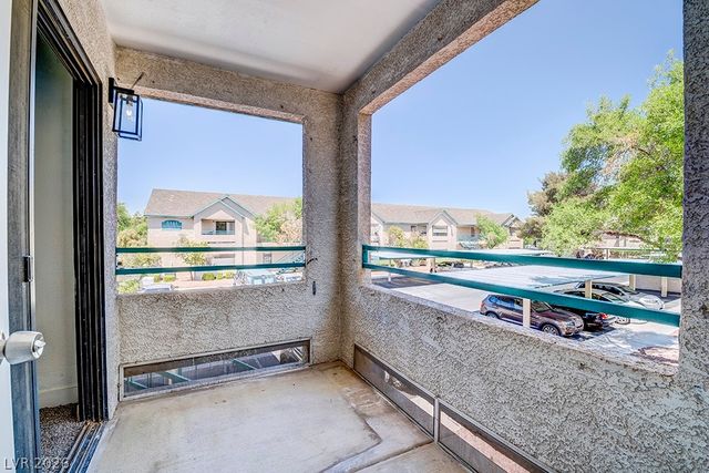 5121 Lindell Road 206, Las Vegas, NV 89118