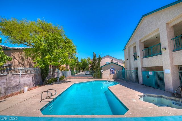 5121 Lindell Road 206, Las Vegas, NV 89118